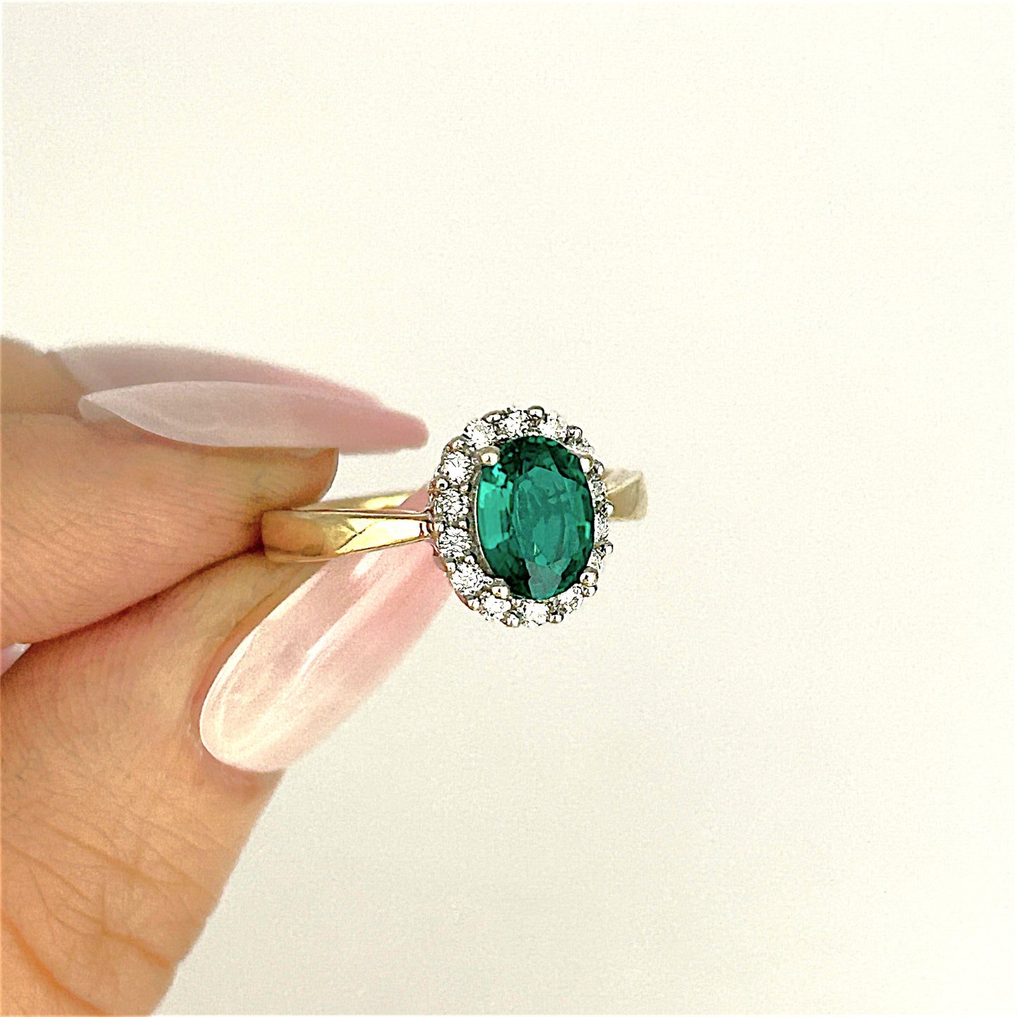 GOLD DEAL | 10ct Gold Michael Hill Enchanting Emerald & Diamond Ring Valuation $1,750