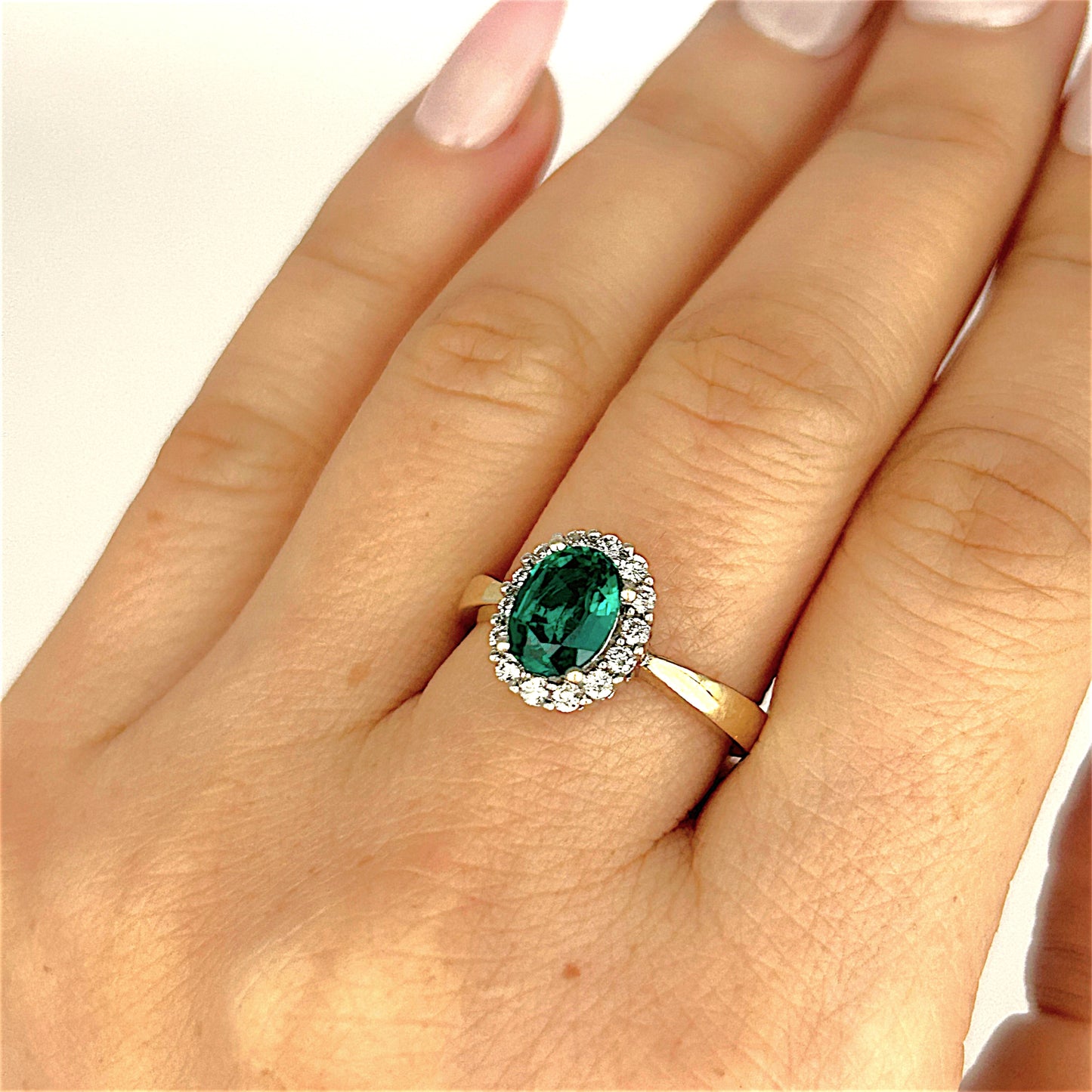 GOLD DEAL | 10ct Gold Michael Hill Enchanting Emerald & Diamond Ring Valuation $1,750