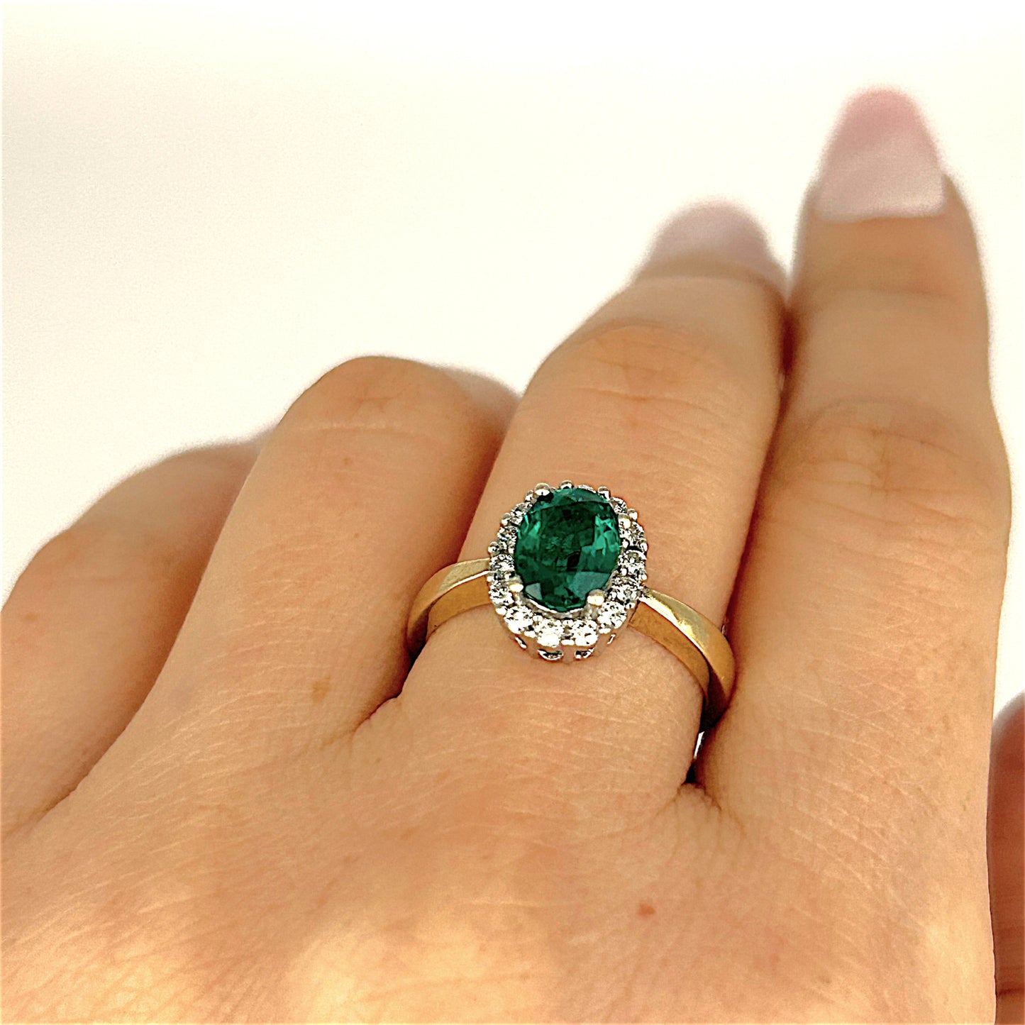 GOLD DEAL | 10ct Gold Michael Hill Enchanting Emerald & Diamond Ring Valuation $1,750