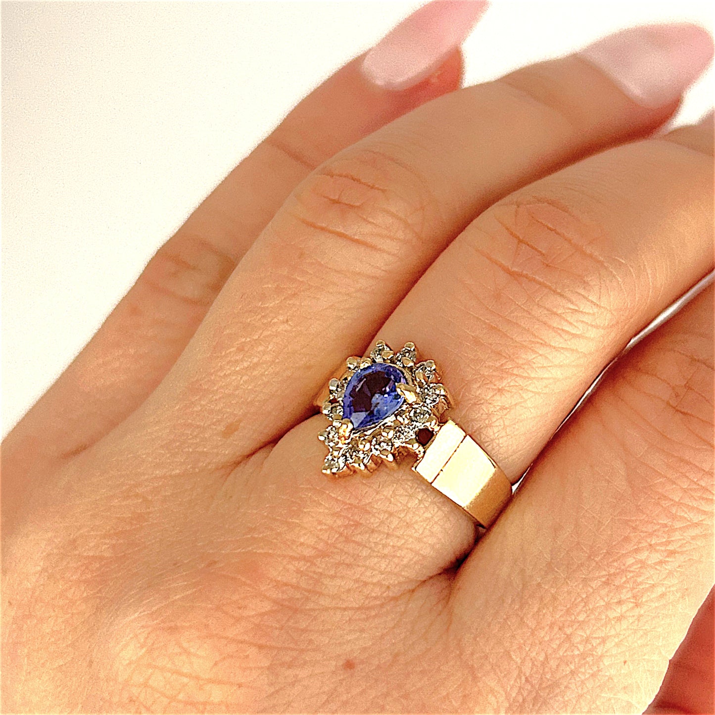GOLD DEAL | 14ct (14K) Gold Royal Mirage Tanzanite & Diamond Ring Valuation $3,750