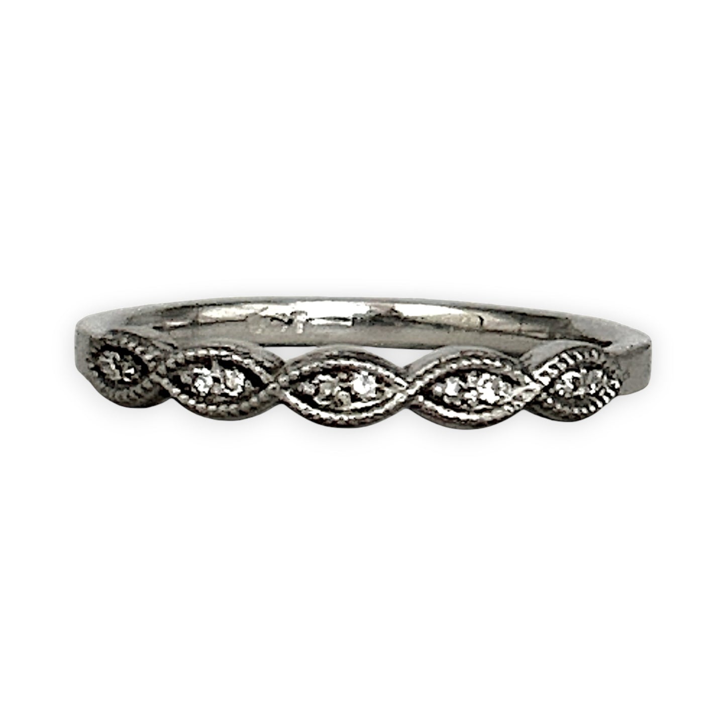 GOLD DEAL | 9ct White Gold Vintage-Inspired Diamond Marquise Band