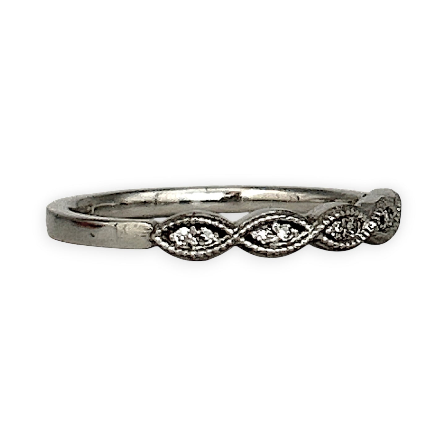 GOLD DEAL | 9ct White Gold Vintage-Inspired Diamond Marquise Band