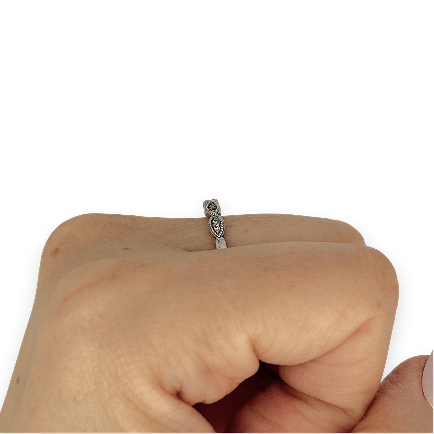 GOLD DEAL | 9ct White Gold Diamond Ring with Vintage Marquise Rhythm