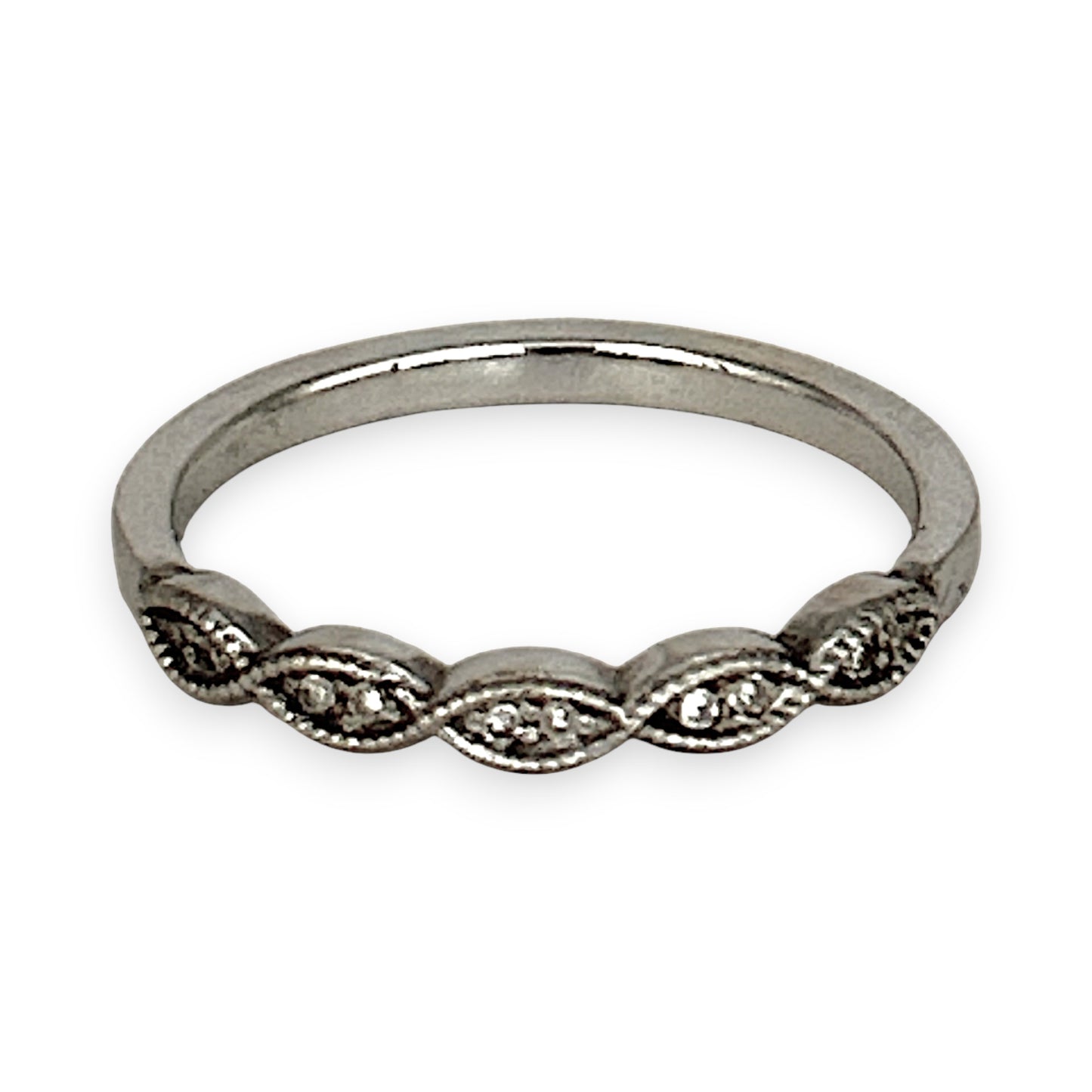 GOLD DEAL | 9ct White Gold Diamond Ring with Vintage Marquise Rhythm