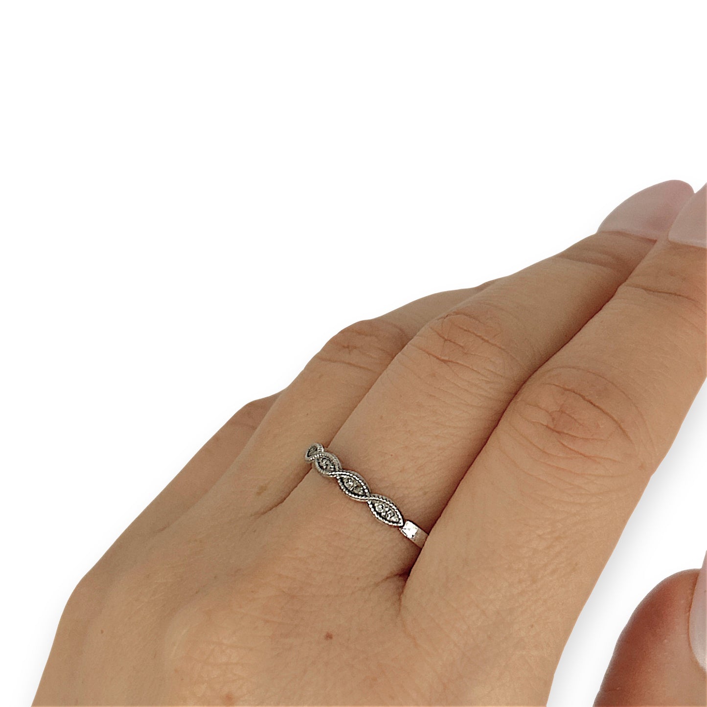 GOLD DEAL | 9ct White Gold Diamond Ring with Vintage Marquise Rhythm