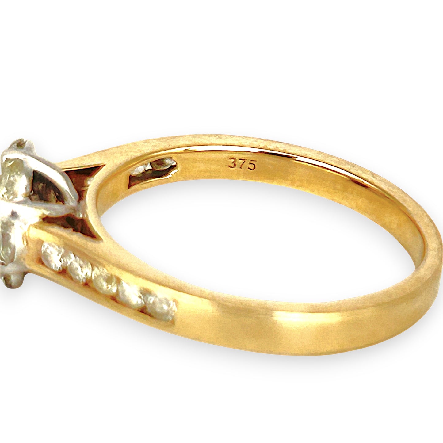 GOLD DEAL | 9ct (9K) Gold Diamond Floral Cluster Ring Valuation TDW 0.70ct $3,000