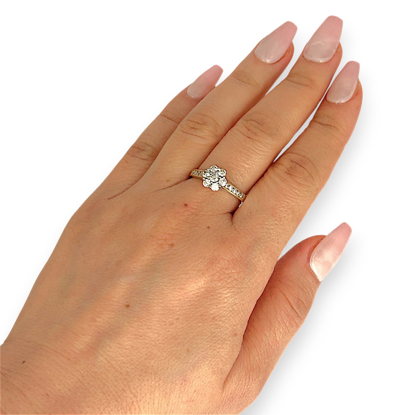GOLD DEAL | 9ct (9K) Gold Diamond Floral Cluster Ring Valuation TDW 0.70ct $3,000