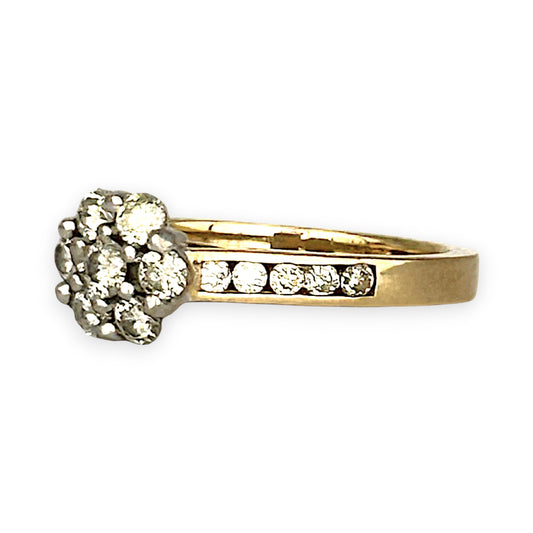GOLD DEAL | 9ct (9K) Gold Diamond Floral Cluster Ring Valuation TDW 0.70ct $3,000