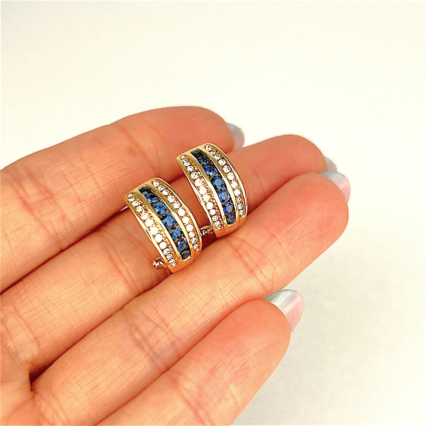 XMAS DEAL | 18kt Gold Vintage Sapphire & Diamond Earrings Valuation $5,990