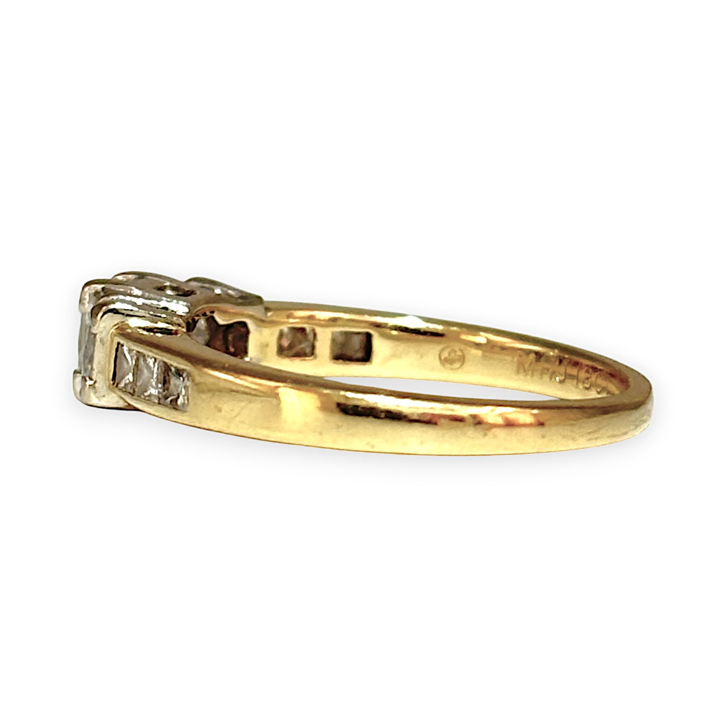 FLASH SALE | 18K Y/W Gold 0.81ct Princess Cuts Diamond Ring Valuation $5,400. R # 177