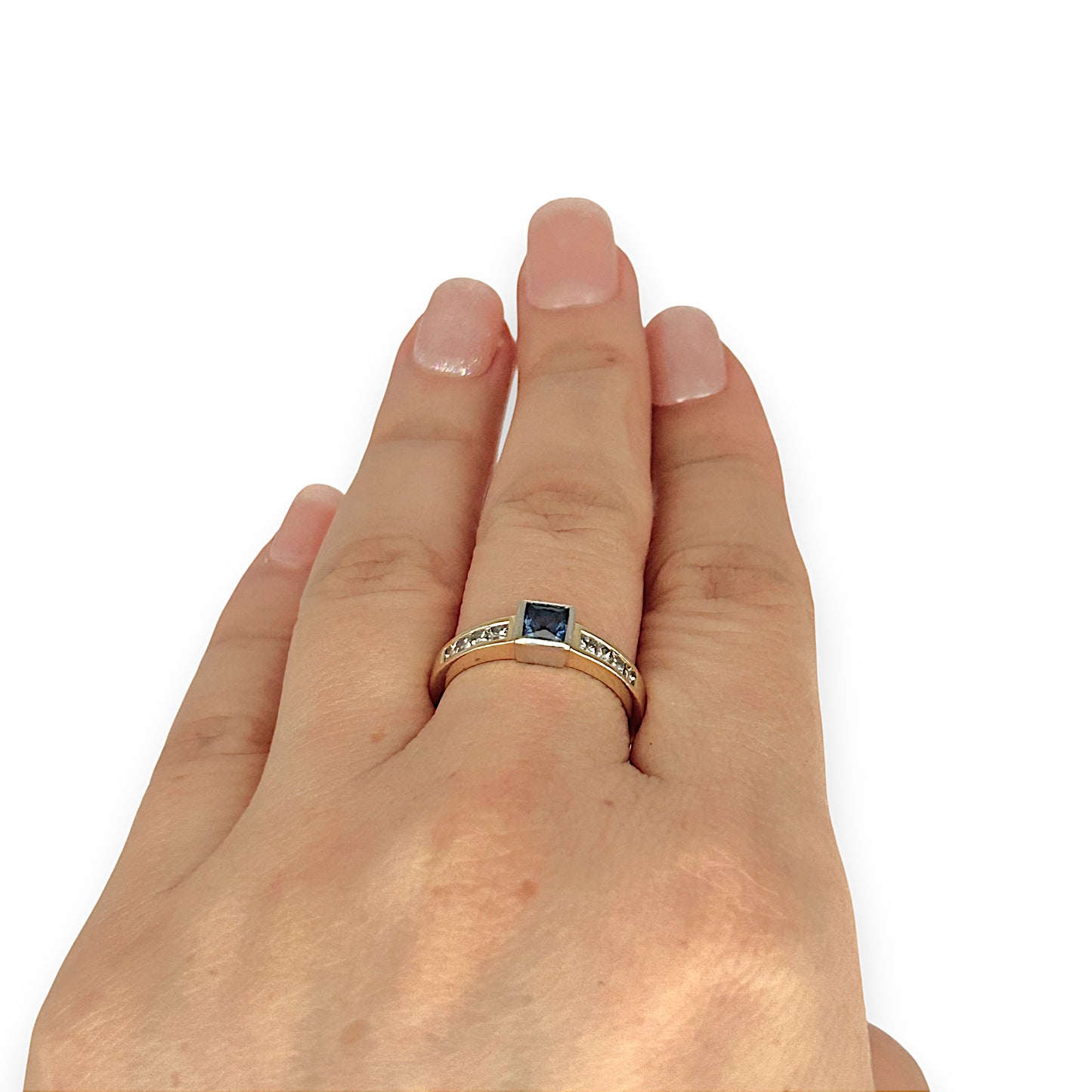 GOLD DEAL | 18ct (18K) Y/W Gold Blue Sapphire & Princess Cut 0.48ct Diamond Ring Size N