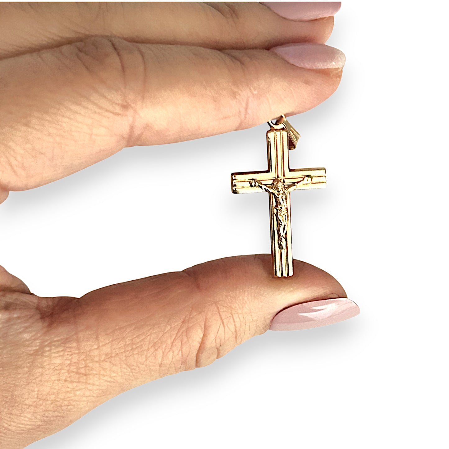 GOLD DEAL | 18ct (18K) Gold Crucifix Cross with Engraved Lines Pendant
