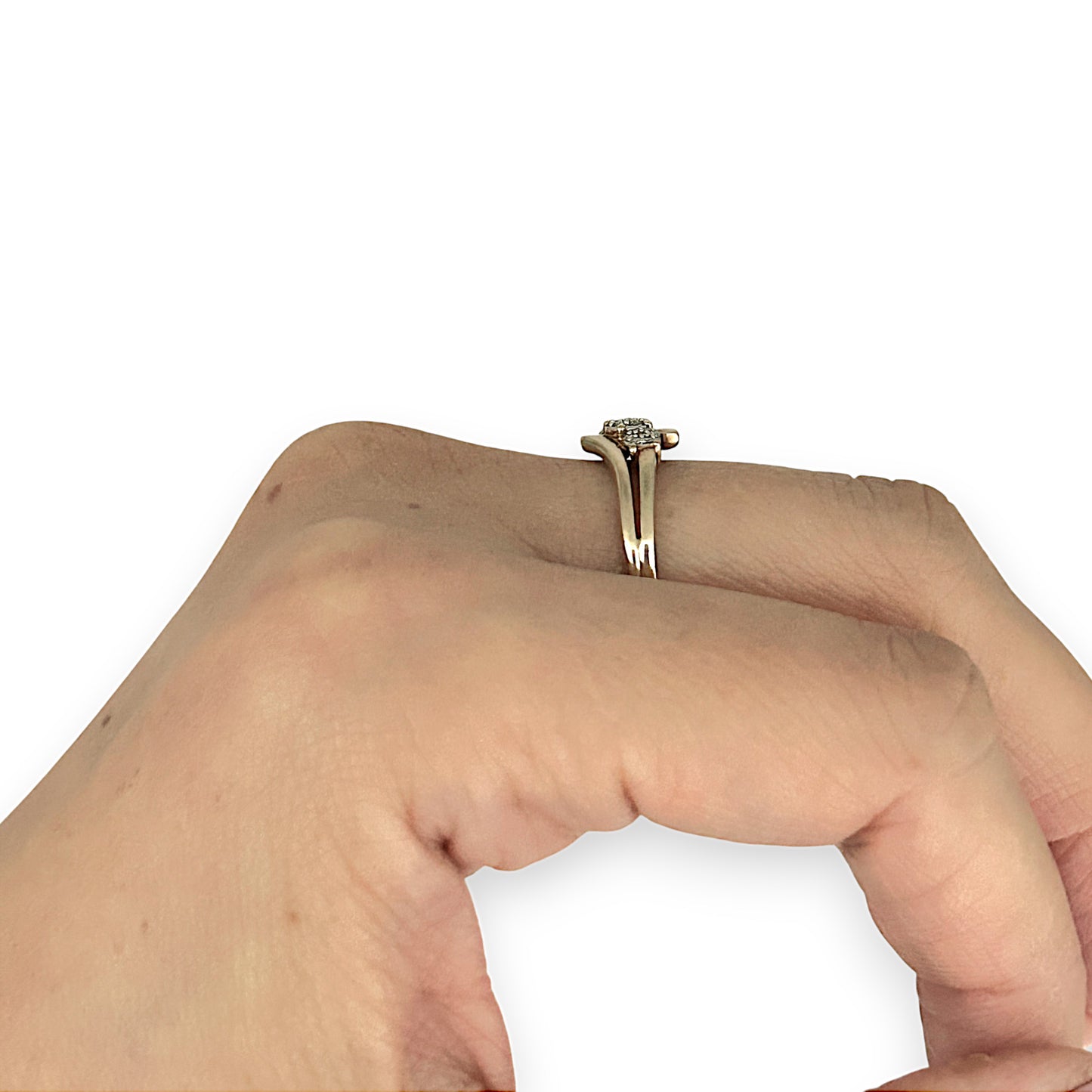 10K Gold Michael Hill Diamonds Ring Size N. R # 248