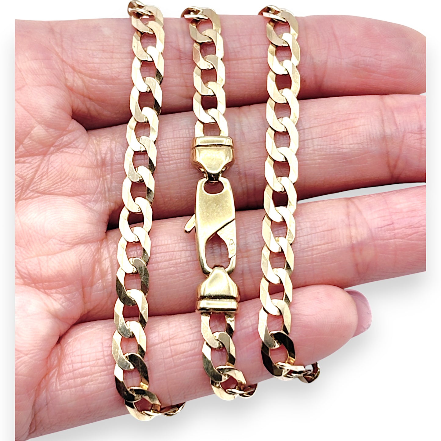 9ct Gold Curb Link Chain 50cm long 5.2mm wide. R # 257