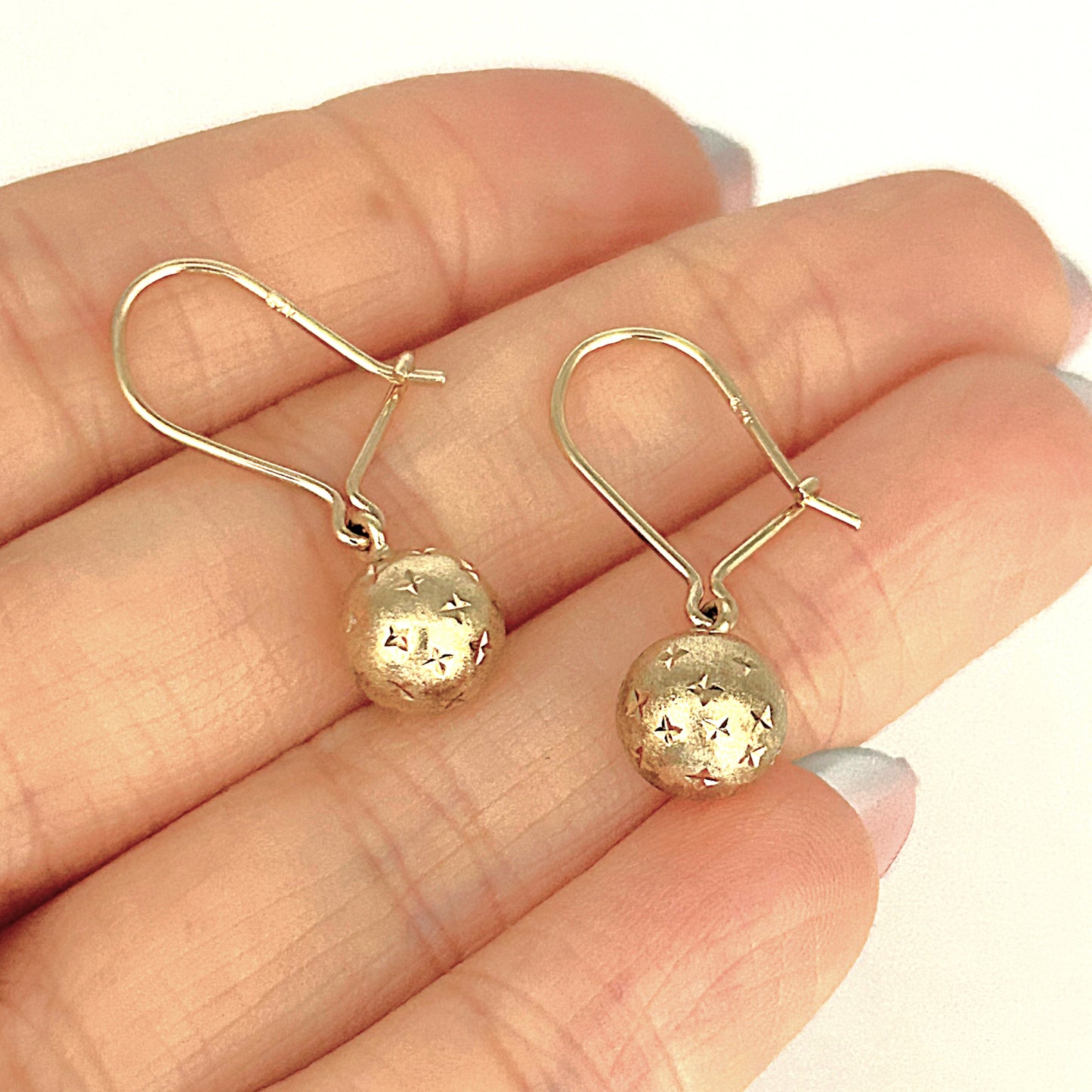 NZGD | 9ct Gold Celestia Star-Cut Ball Earrings-Refurbished