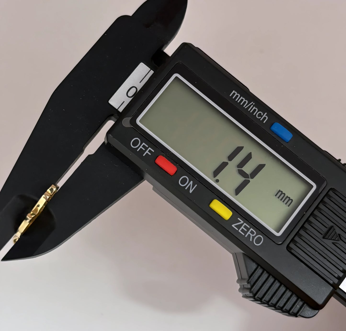 NZGD | 10ct Gold MHJ Golden Guardian Filigree Hamsa Pendant