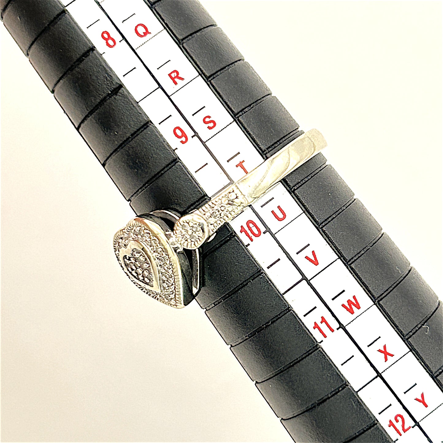 NZGD | 10ct White Gold Michael Hill Ring Valuation $2,700 - Snowlight Diamond Heart