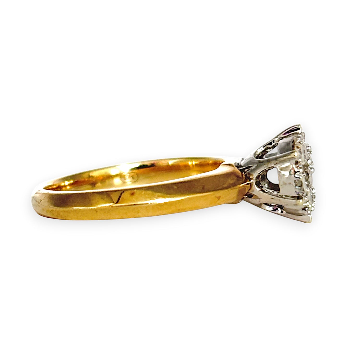 GOLD DEAL | FLASH SALE 9ct Gold Illusion Set Diamond Ring Size O Valuation $3,000