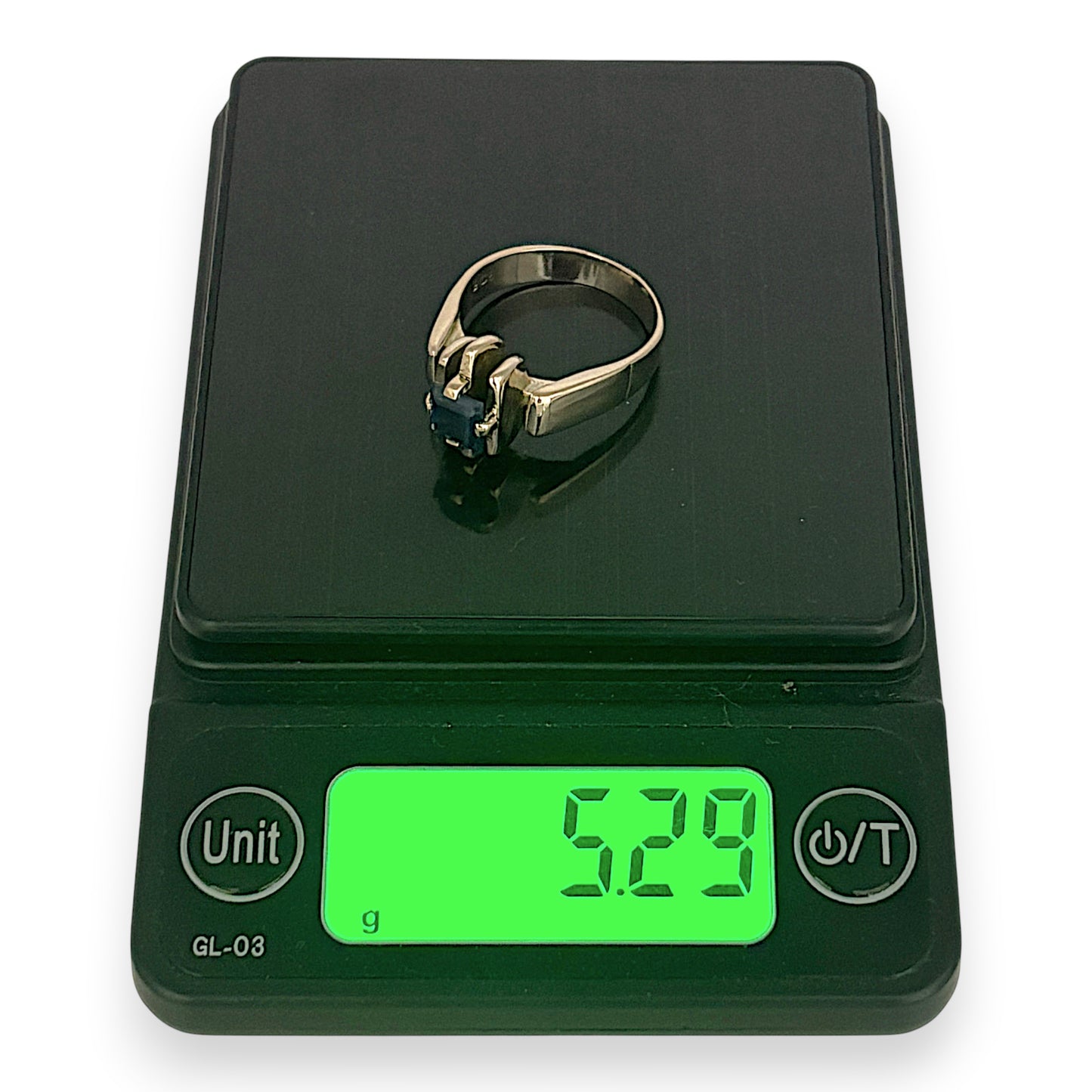 NZGD | 9ct Gold Midnight Crest Solitaire Ring