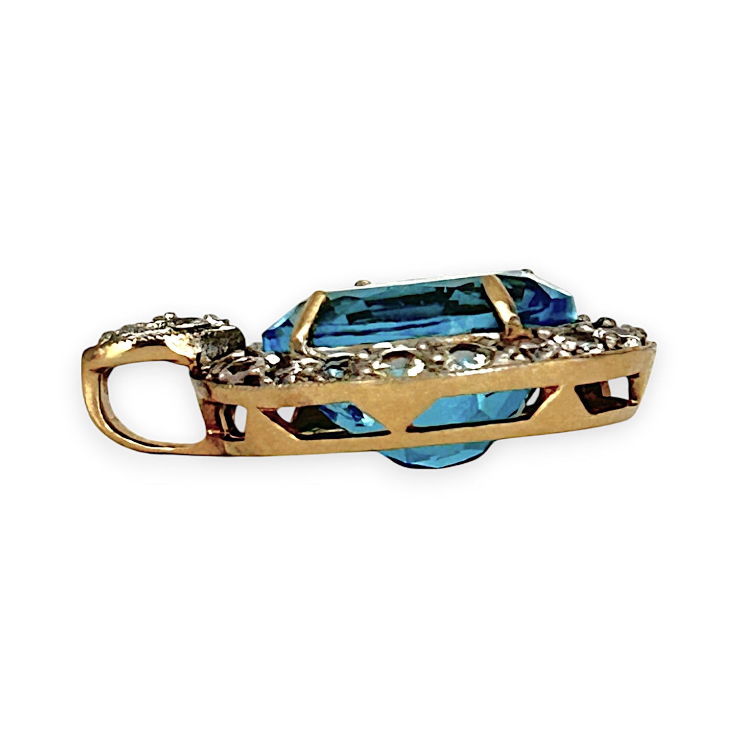 GOLD DEAL | 9K Gold Aqua Oval of Tranquility Pendant