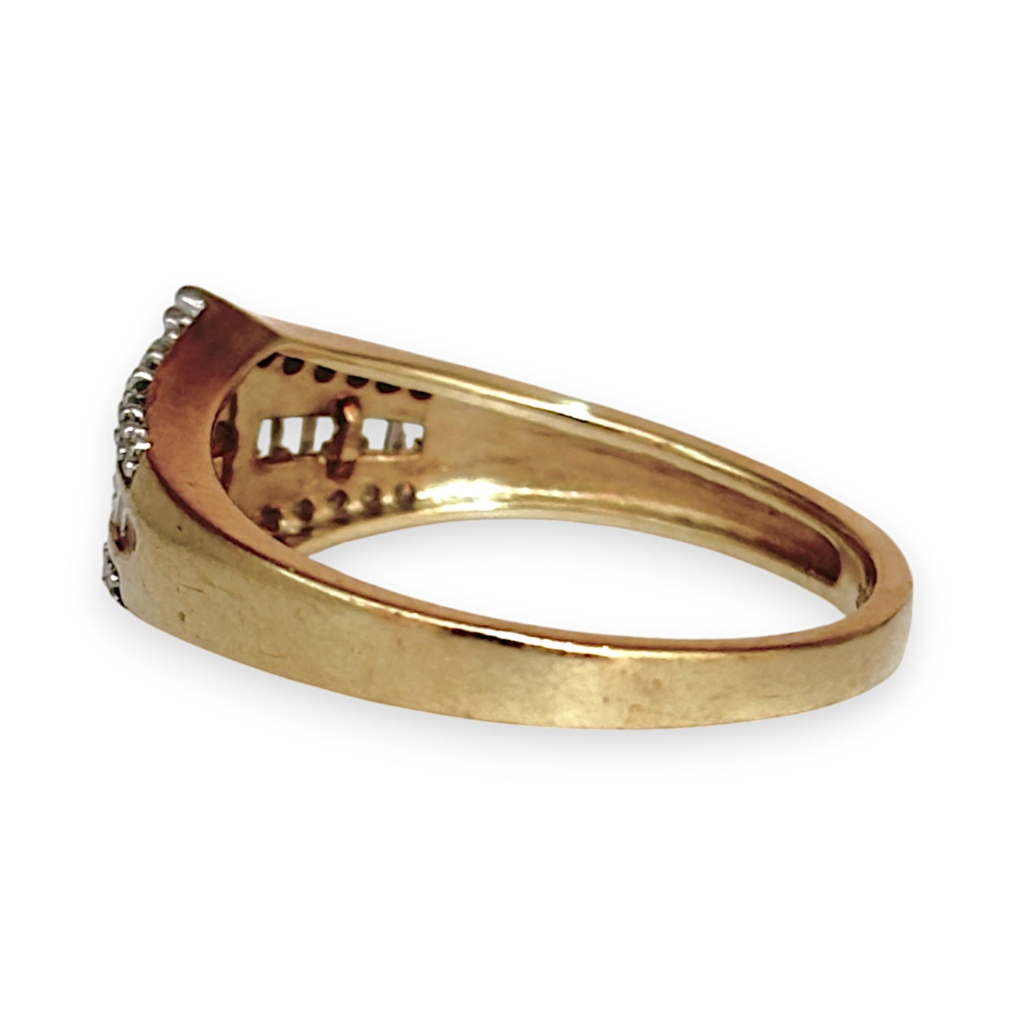 GOLD DEAL | 9ct Gold Marquise Diamond Ring Valuation $2,800 Size N. R # 297