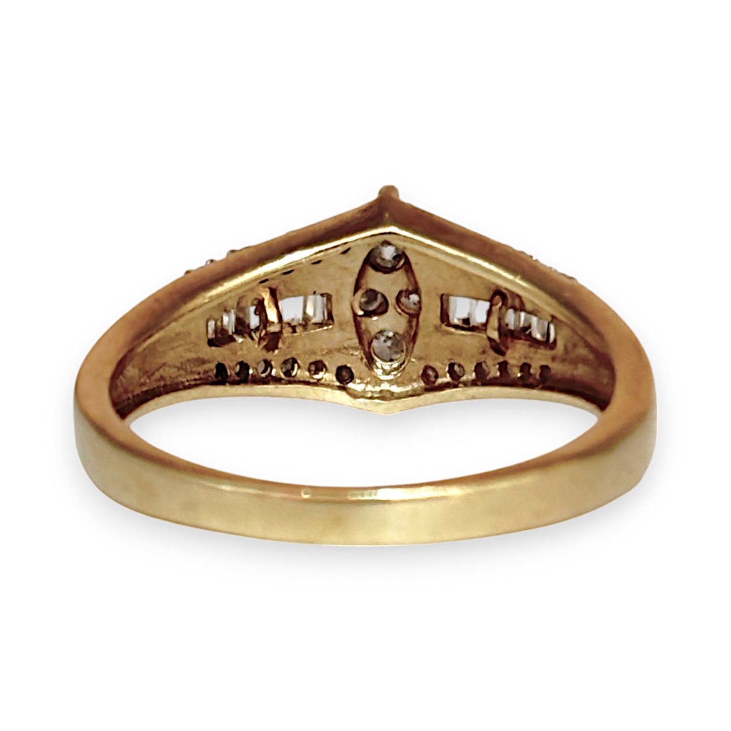 GOLD DEAL | 9ct Gold Marquise Diamond Ring Valuation $2,800 Size N. R # 297