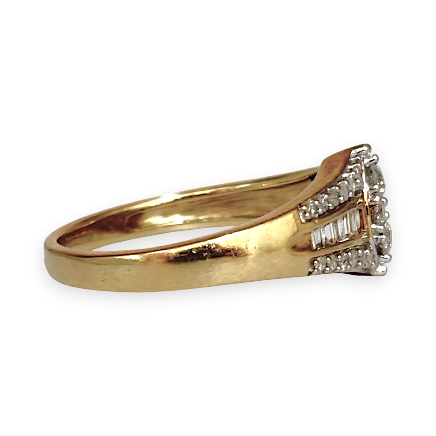 GOLD DEAL | 9ct Gold Marquise Diamond Ring Valuation $2,800 Size N. R # 297