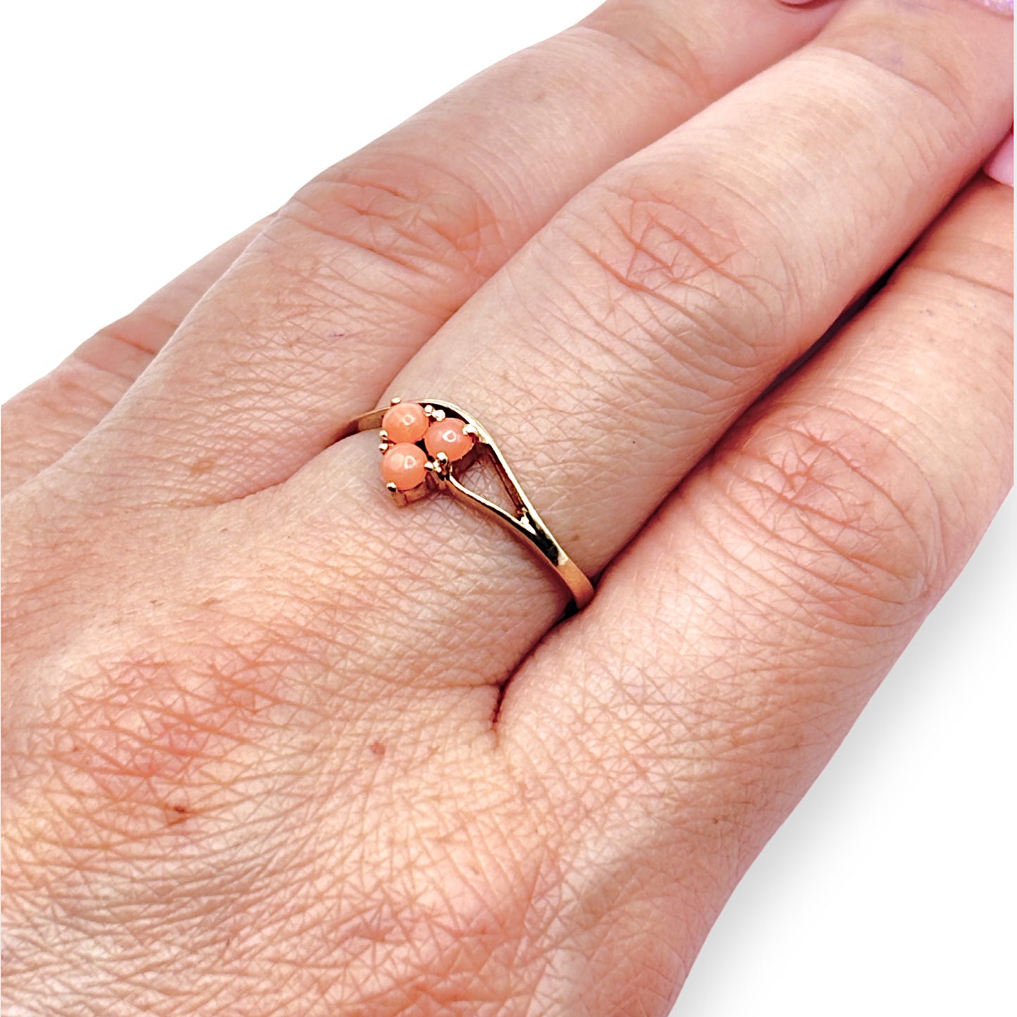 9ct Gold Three Skin Pink Coral Stones Ring. R # 324