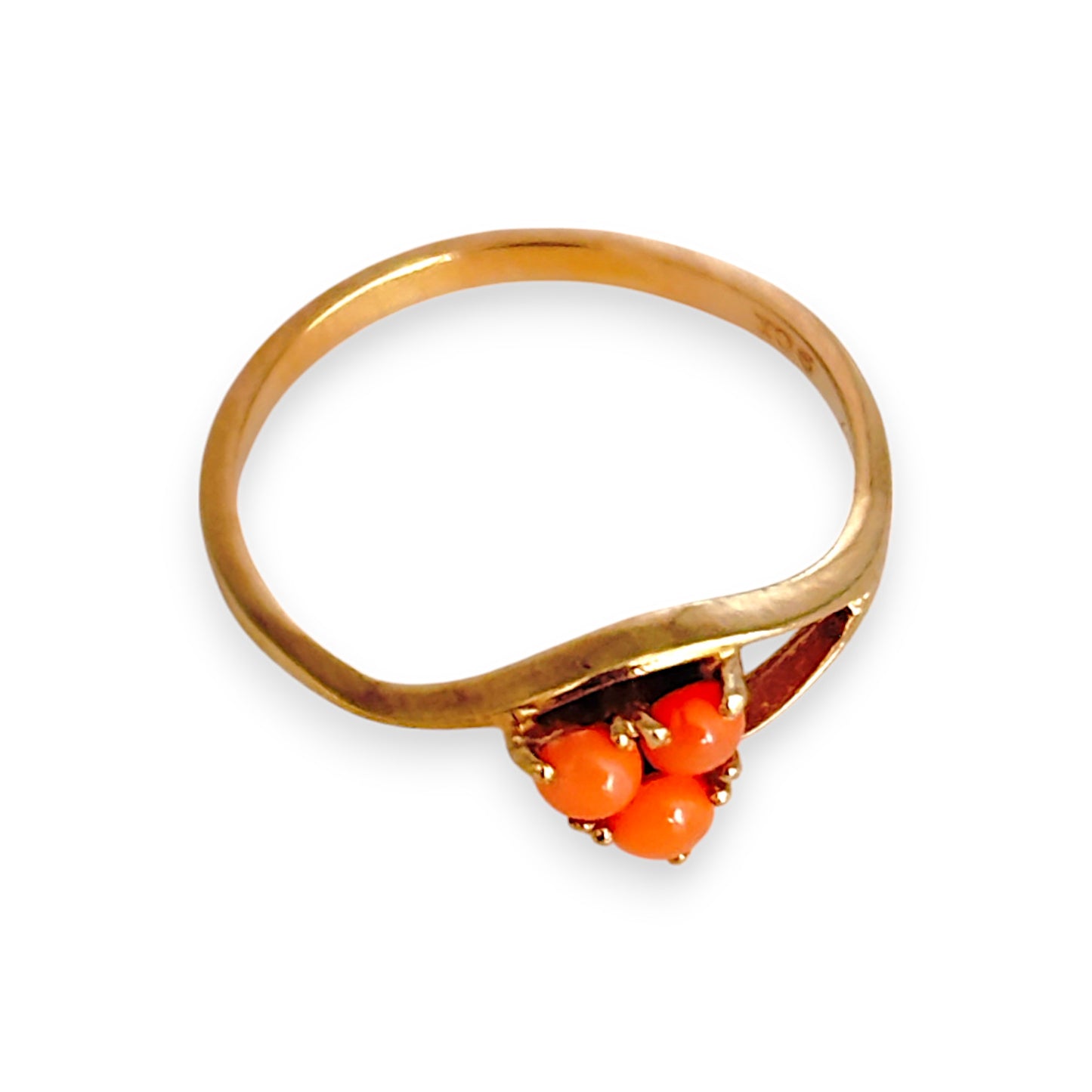 9ct Gold Three Skin Pink Coral Stones Ring. R # 324