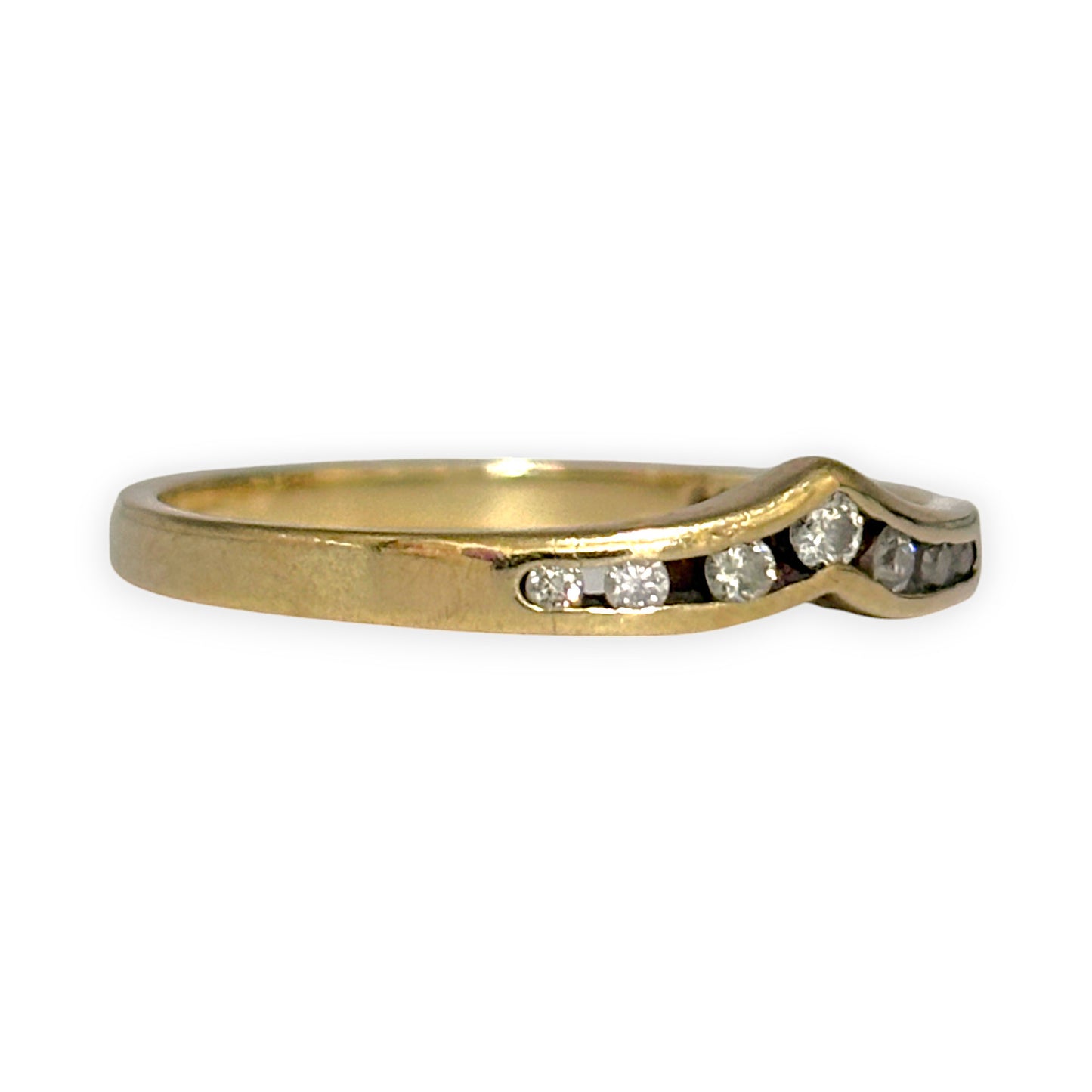 9ct Gold Subtle V Ring with Set of 7 Diamonds, Size P. R # 335