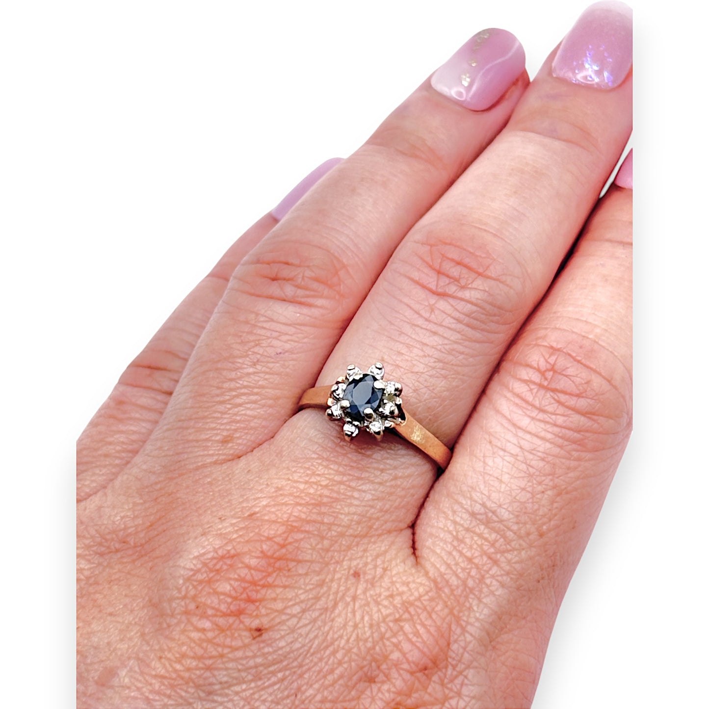 GOLD DEAL | 9ct Gold Oval Cut Sapphire & Diamond Ring Size M