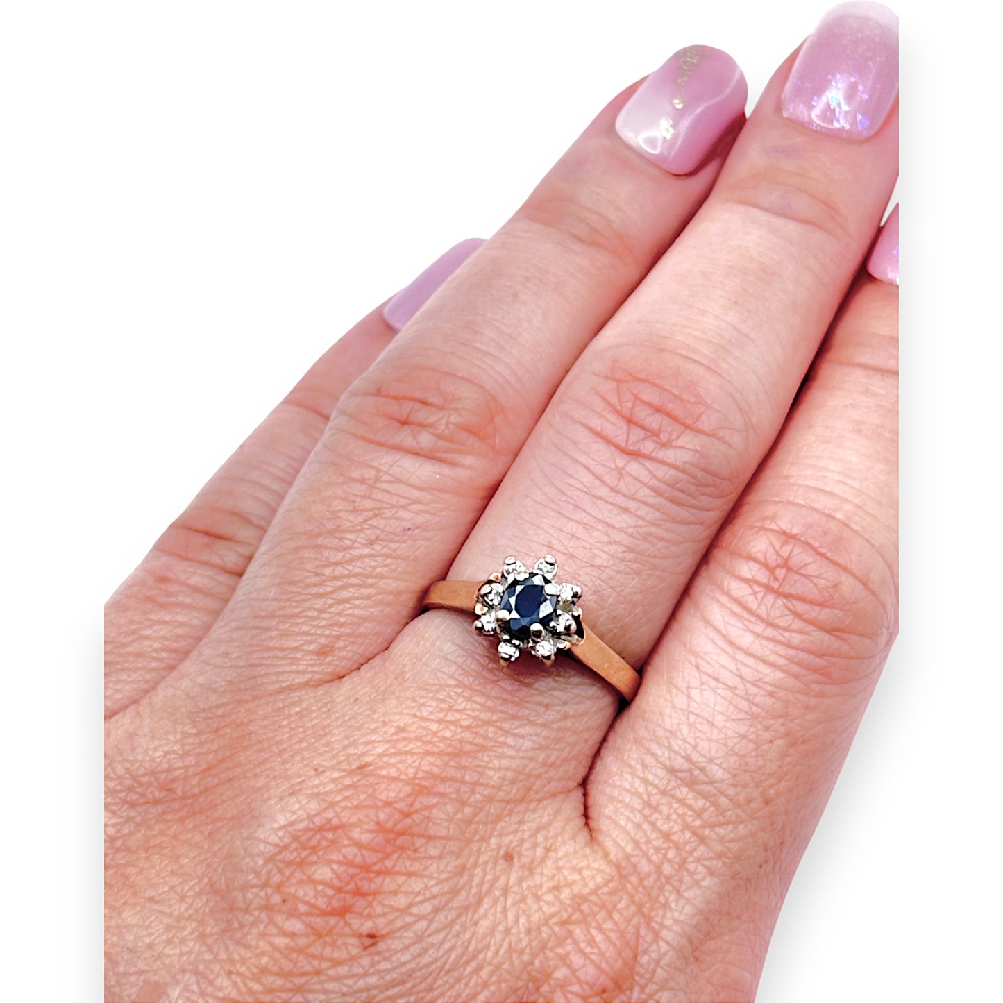GOLD DEAL | 9ct Gold Oval Cut Sapphire & Diamond Ring Size M