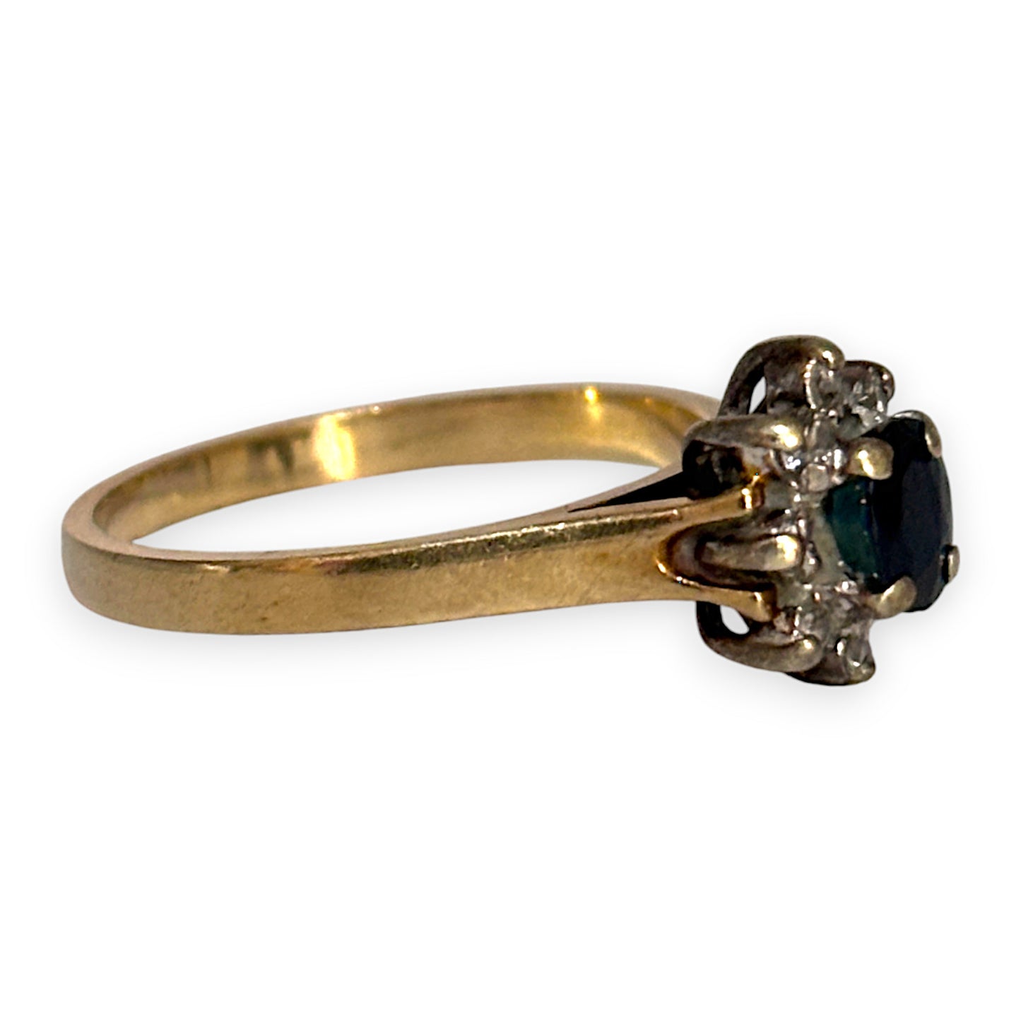 GOLD DEAL | 9ct Gold Oval Cut Sapphire & Diamond Ring Size M