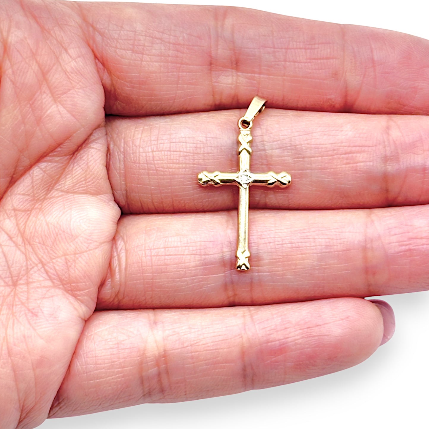 GOLD DEAL | 9ct Gold Round X Cross Pendant