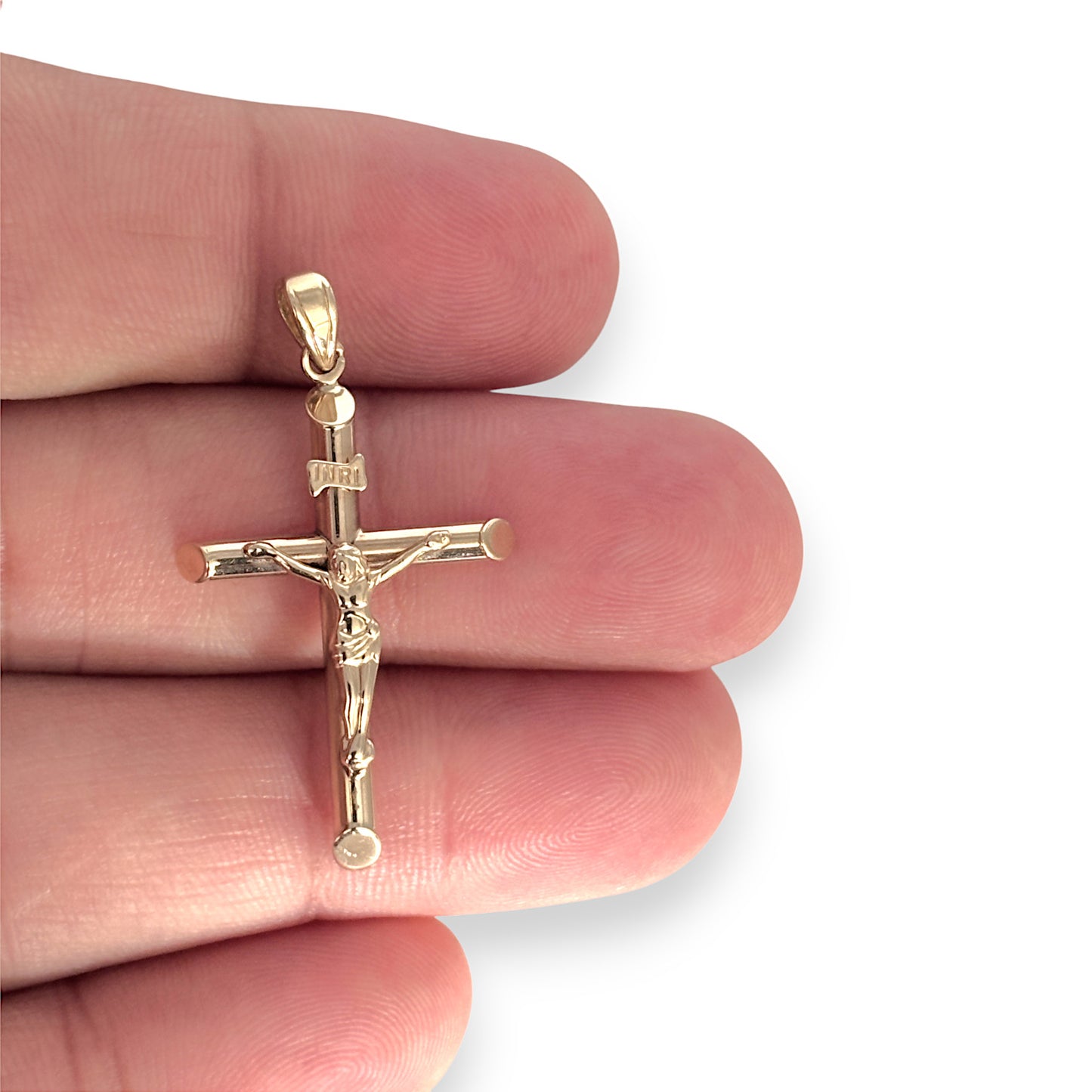 9ct Gold Rounded Crucifix Cross Light Weight Pendant. R # 354