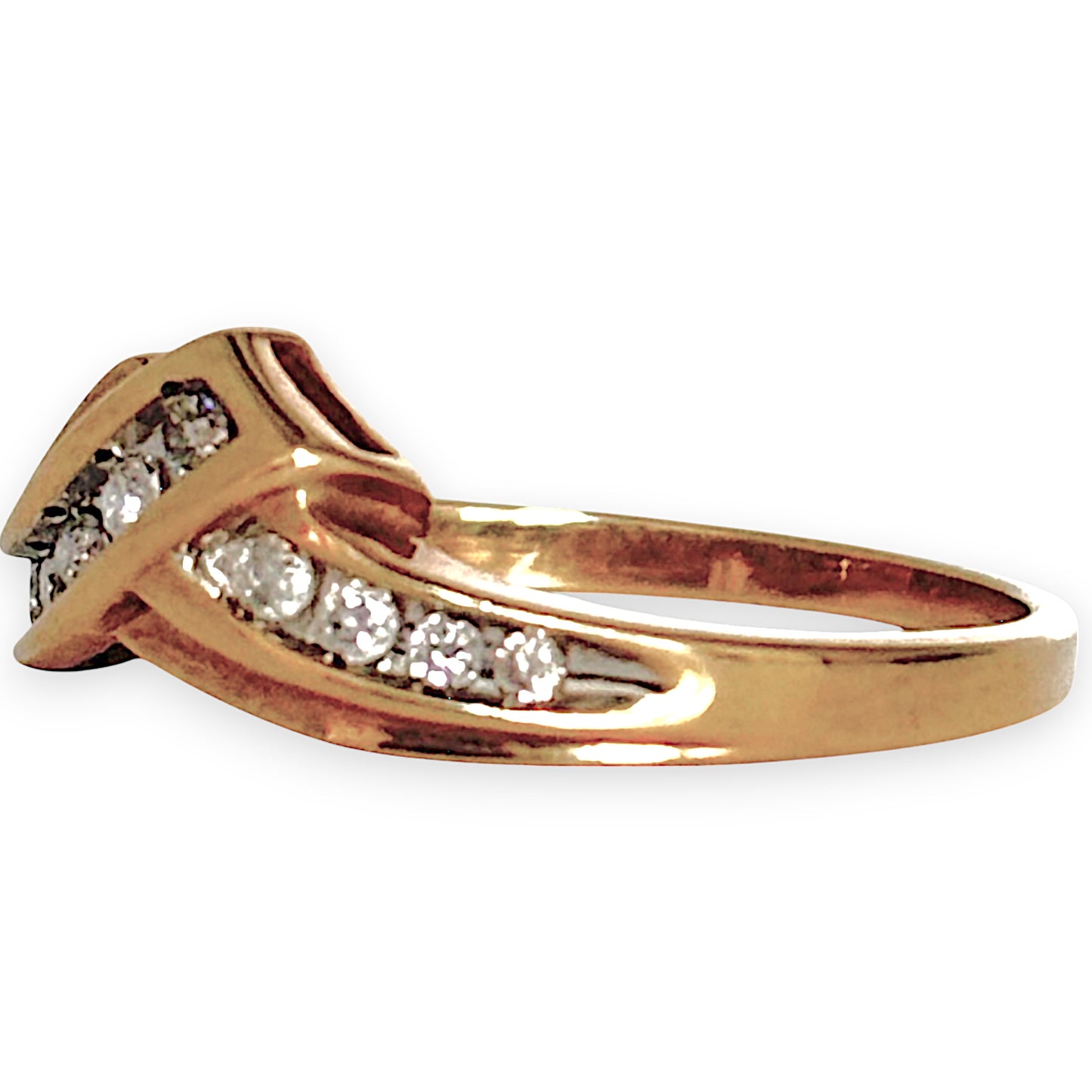 9ct Gold Overlapping V Shape Dazzling Diamond Ring, Size N1/2. R # 364