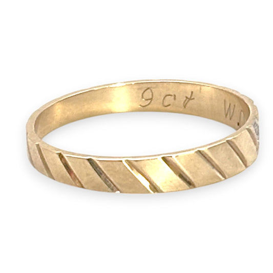 GOLD DEAL | 9ct Gold Solid Striped Band, Diamonds in White Gold Setting Size V-W