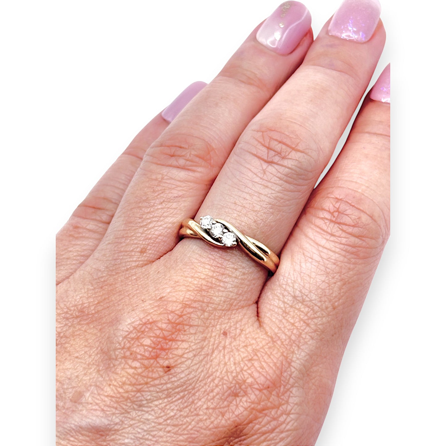 9ct Gold Crossover Ring with Set of 3 Substantial Size Diamonds, Size O. R # 371