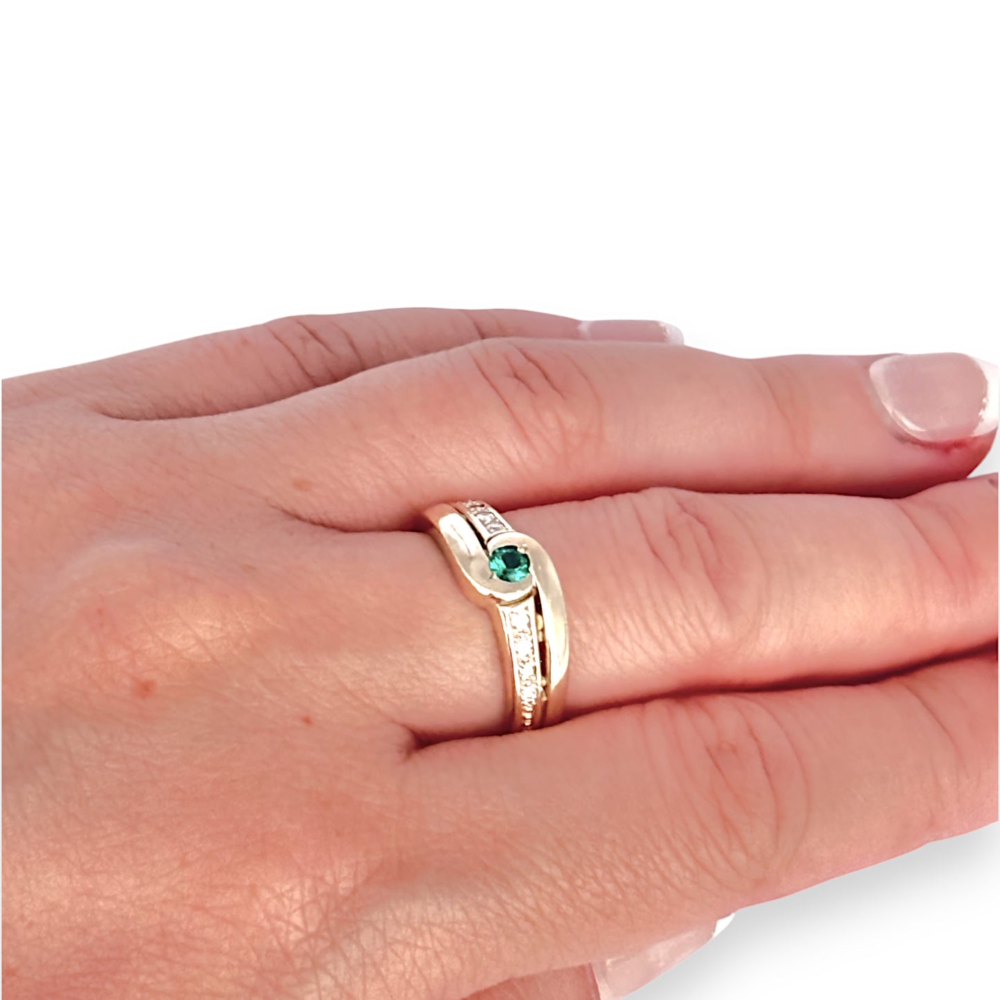 GOLD DEAL | 9ct Gold Emerald with Diamonds Ring