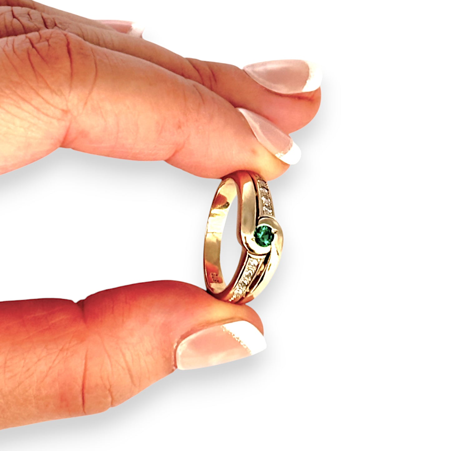 GOLD DEAL | 9ct Gold Emerald with Diamonds Ring