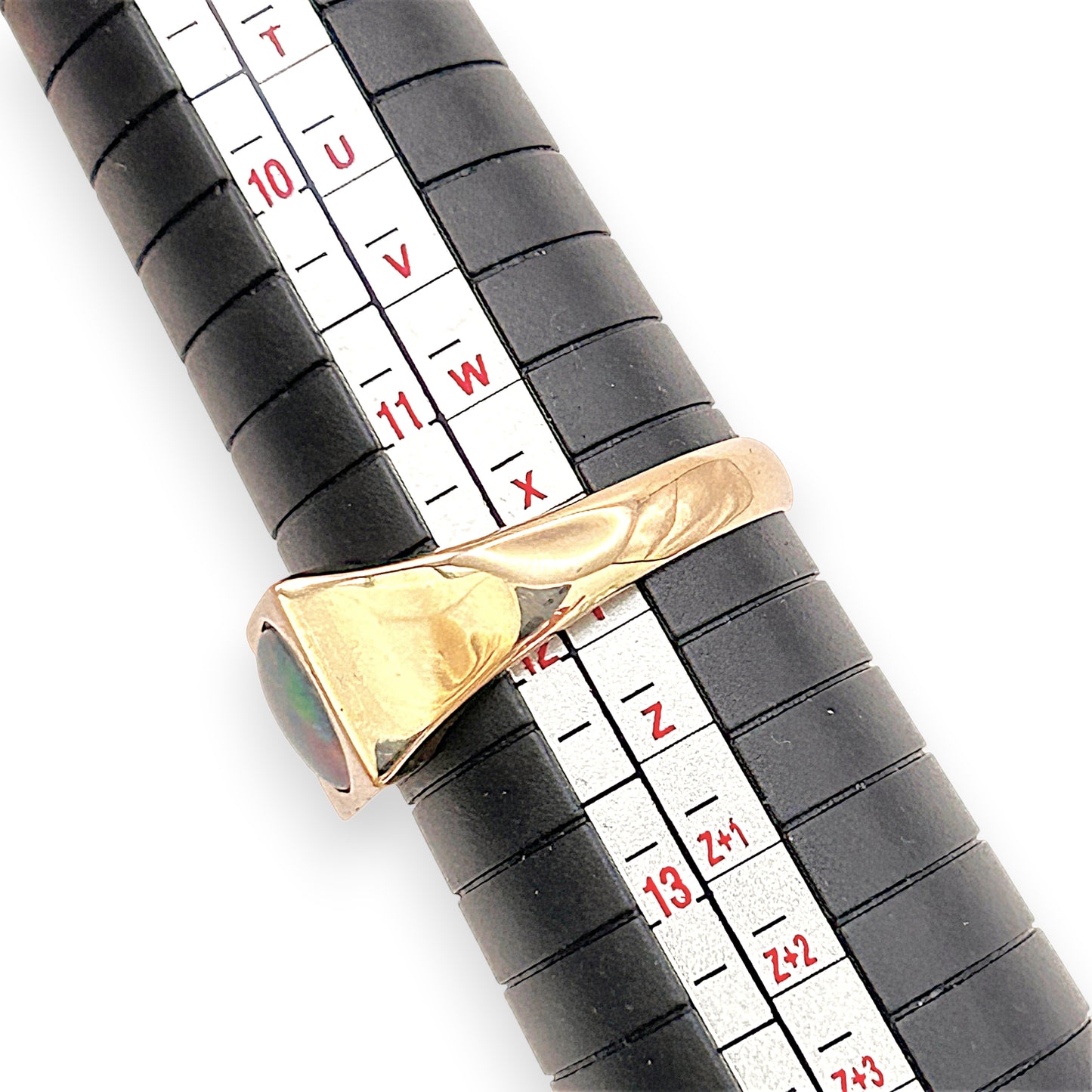 NZGD | 9ct Gold Ring - Eternal Mirage Signet Valuation $3,100