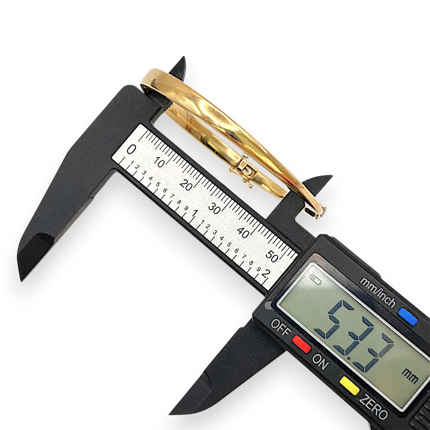 NZGD | 18ct Gold Luminous Solid Arc Bangle Valuation $28,500