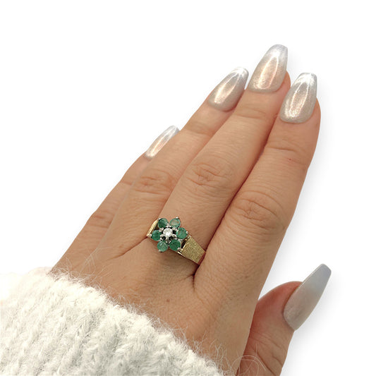 NZGD | 18ct Gold Emerald Heirloom Bloom Ring Valuation $6,100