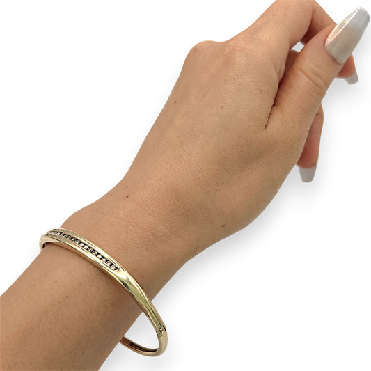 NZGD | 9ct Gold Auric Diamond Oval Bangle Valuation $5,000