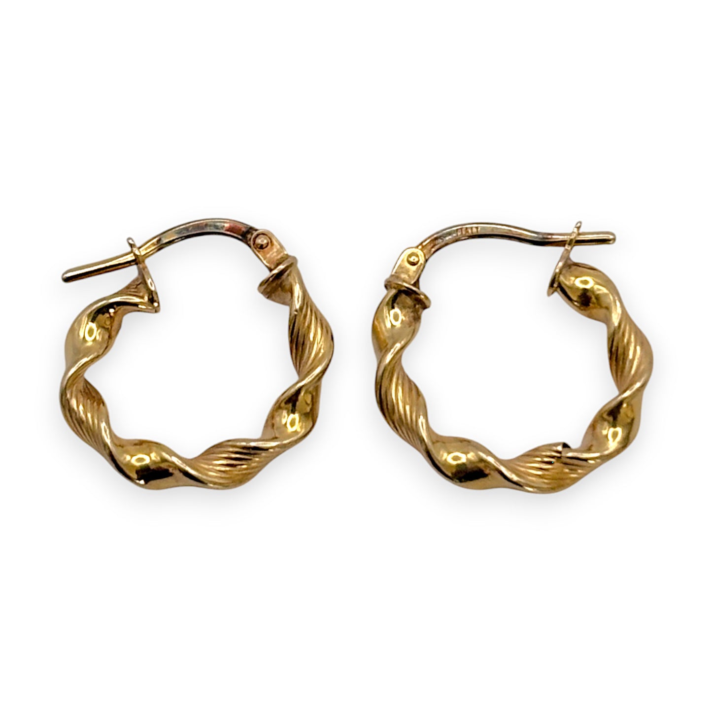 GOLD DEAL | 9ct Gold Light Weight Twisted Hoop Earrings