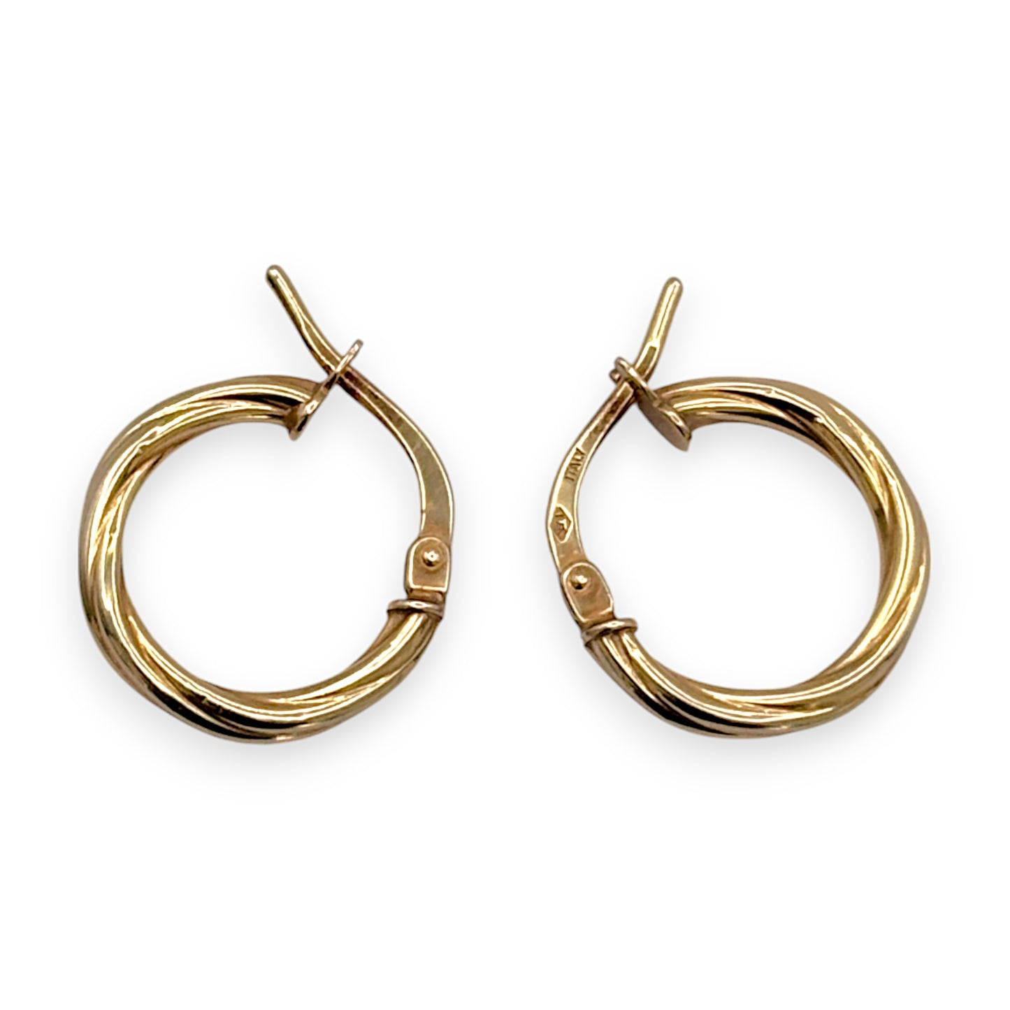 9ct Gold Light Weight Twisted Earrings. R # 416