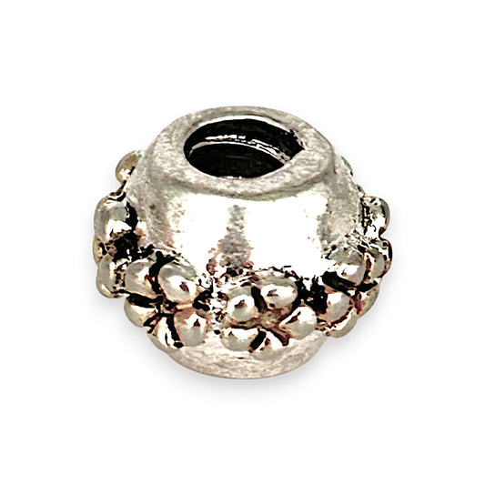 SILVER DEAL | Sterling Silver Charm - Floral Embrace