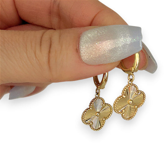 BRAND NEW | 18ct Gold Golden Clover Dangle Earrings