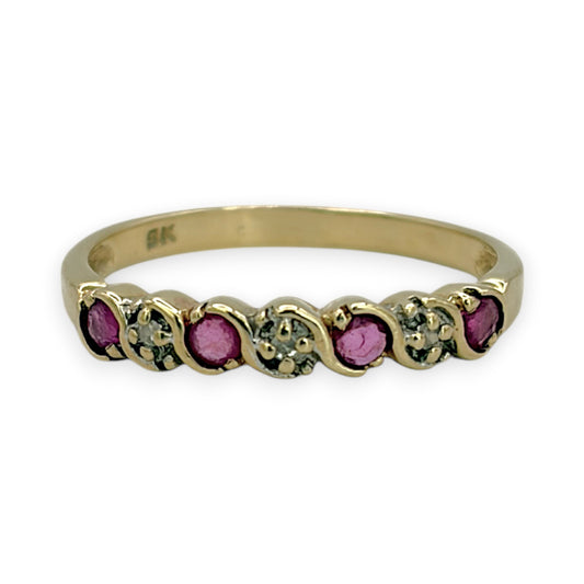 NZGD | 9ct Gold Pink Cluster Curve Ring Size N