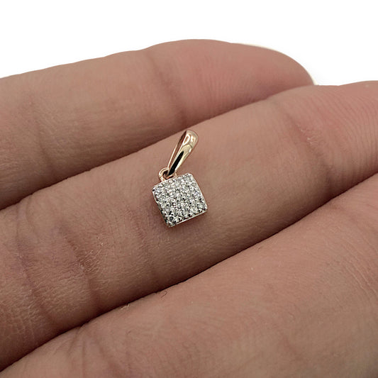 NZGD | 14ct Gold Diamond Cluster Square Pendant 6.1mm